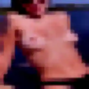 Découvre Yasmina, 28 ans à Dénat en privé