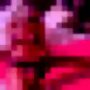 Téning, 24 ans, connectée à Denney pour une rencontre coquine