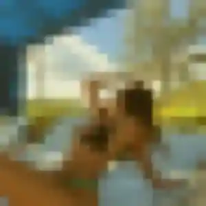 Photo exclusive de Oumou Kalsoum, 19 ans à Dévoluy - rencontre sans lendemain