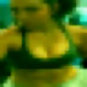 Découvre Lina, 22 ans à Dijon gratuitement