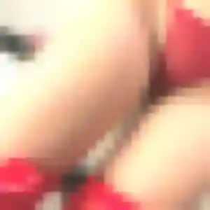 Charmante Abiodun, 28 ans à Dirinon - la contacter