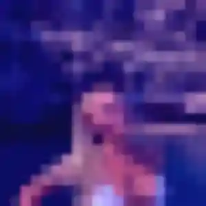 Zaïna (19 ans) à Dohem propose un rencontre adulte aujourd'hui