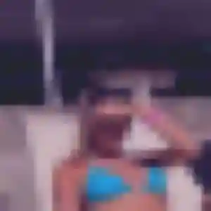 Viviane, 30 ans, veut un rencontre adulte à Domats