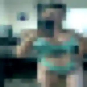 Rejoins Mélissa, 36 ans à Domazan en privé