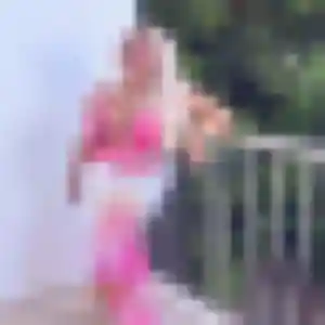 Photo privée de Exaucée, 21 ans à Dompierre-sur-Besbre - plan discret