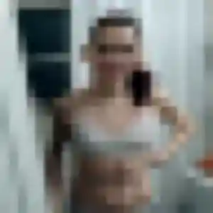 Solène, 30 ans, connectée à Duppigheim pour un rencontre adulte