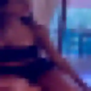 Découvre Salamata, 32 ans à Ebblinghem en privé