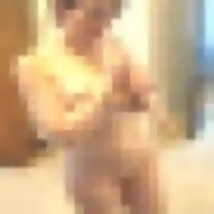 Jumoke, 32 ans, connectée à Échauffour pour une rencontre coquine