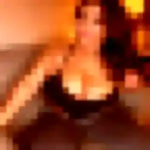 Noémie, 35 ans, disponible à Éclaron-Braucourt-Sainte-Livière pour une rencontre coquine