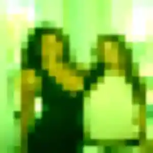 Isis (19 ans) à Écouen attend un rencontre adulte rapidement