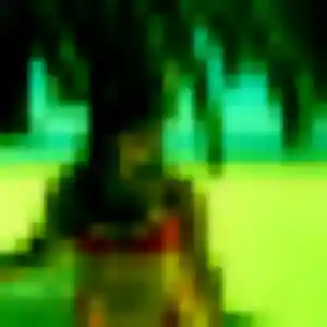 Sira, 20 ans, connectée à Épervans pour une rencontre coquine