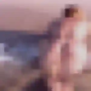 Funke, 20 ans, cherche un rencontre adulte à Épinac