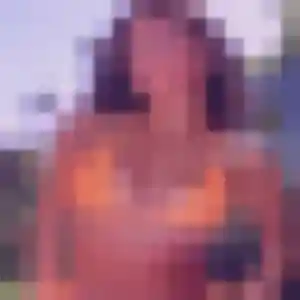 Saly, 22 ans, en ligne à Erbray pour une rencontre coquine