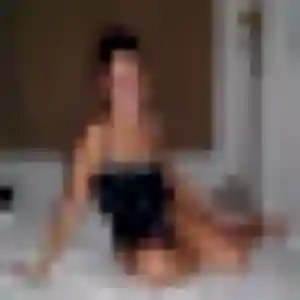 Stéphanie, femme de 24 ans veut rencontre adulte à Esbarres