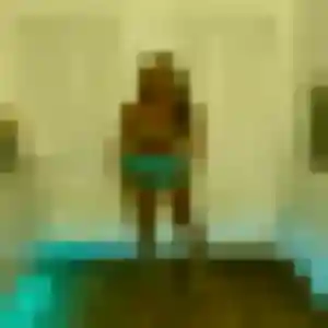 Xénia, 25 ans, en ligne à Esches pour un rencontre adulte