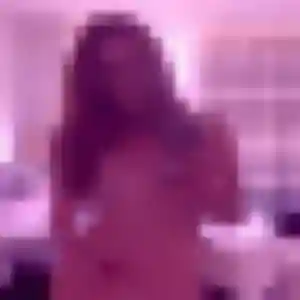 Abigail (35 ans) à Escource cherche un rencontre adulte ce soir