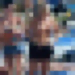 Ehui, fille de 20 ans cherche rencontre adulte à Escoutoux