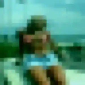 Naïma, 36 ans, connectée à Estrée-Blanche pour un rencontre adulte