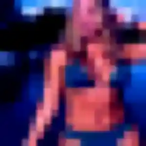 Ramata, 28 ans, connectée à Estrées-Saint-Denis pour une rencontre coquine