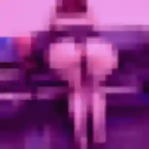 Esi de Étouy, 33 ans - rencontre adulte sans lendemain