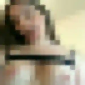 Hélène, 45 ans, connectée à Exireuil pour une rencontre coquine