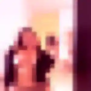 Dienaba, 19 ans, en ligne à Faramans pour une rencontre coquine