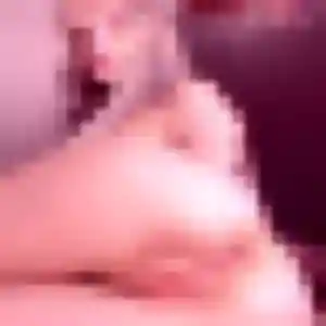 Hope, 22 ans, veut un rencontre adulte à Féy