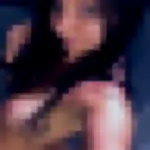 Charmante Mumbi, 36 ans à Flagy - découvrir son profil