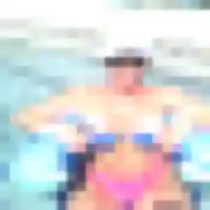 Éva, 27 ans, en ligne à Foëcy pour un rencontre adulte