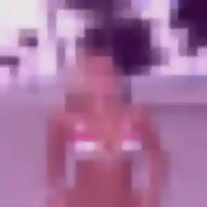 Kadja, 25 ans, connectée à Fontenay-le-Vicomte pour une rencontre coquine