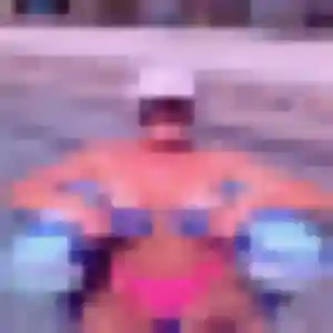 Jolie Éva, 20 ans à Forges - voir sa photo