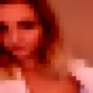 Photo perso de Djeneba, 20 ans à Fournès - rencontre sans lendemain