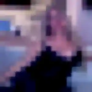 Déborah, 39 ans, en ligne à Fourques pour une rencontre coquine