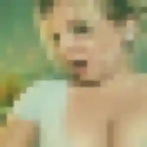Marina, 19 ans, connectée à Foussemagne pour un rencontre adulte