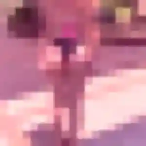 Mbène, 28 ans, connectée à Frencq pour un rencontre adulte