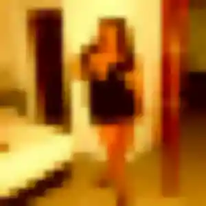 Yemisi de Froidfond, 23 ans - rencontre adulte en toute liberté