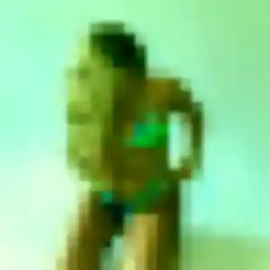 Contacte Pénélope, 25 ans à Garéoult en privé
