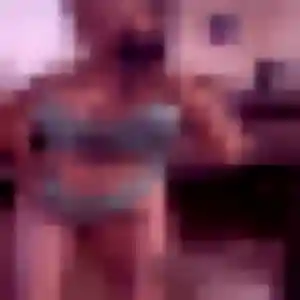 Sexy Céline, 22 ans à Gavisse - voir sa photo