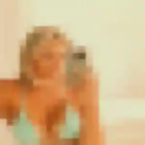 Upendo de Genilac, 26 ans - rencontre adulte discret