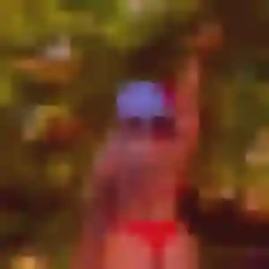 rencontre adulte à Givors : photo de Neneh, 20 ans - accès libre