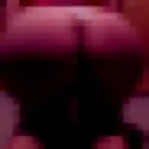 Photo de Neneh à Glaire (39 ans) - rencontre adulte discret