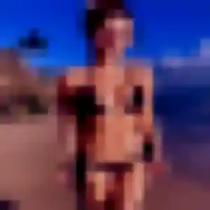 Rejoins Abibatou, 32 ans à Glos gratuitement
