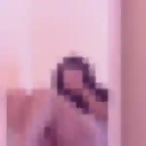 Nkechi, 19 ans, en ligne à Graye-sur-Mer pour un rencontre adulte