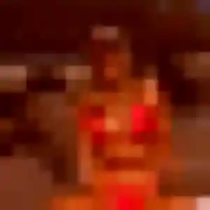 Photo de Samira à Gressy (24 ans) - rencontre adulte anonyme