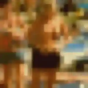Découvre Amira, 19 ans à Grézillac en privé