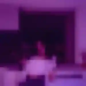 Salma, 19 ans, en ligne à Grignols pour une rencontre coquine