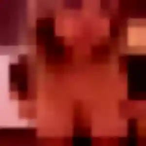 Zoé (19 ans) à Grilly propose une rencontre aujourd'hui