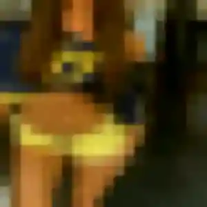 Photo de Yetunde à Guilliers (43 ans) - rencontre adulte anonyme