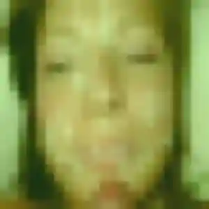Neneh, 22 ans, connectée à Hardinvast pour une rencontre coquine