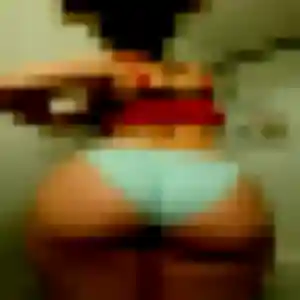 Aminata, fille de 24 ans veut rencontre adulte à Harol